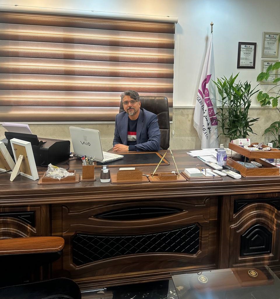 مدیرعامل شگرف شیمی